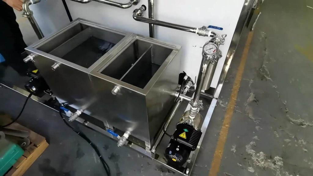 Ultrasonic Cleaner with Filtration System